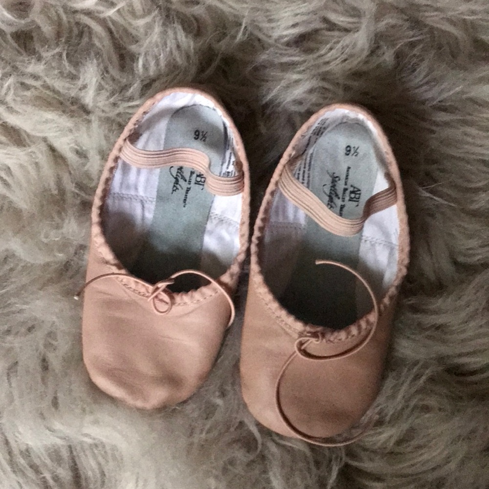 Ballet dance shoes